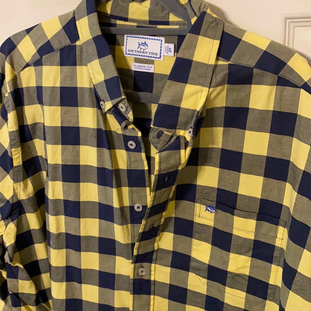 ST button down, XL